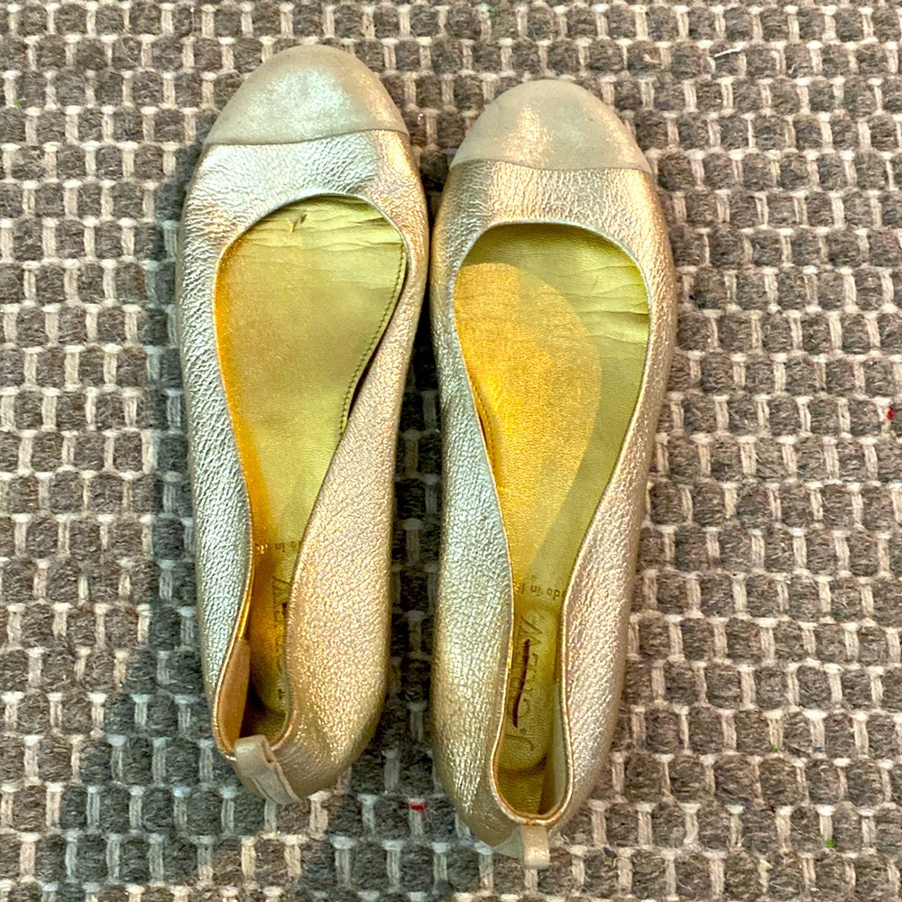 J Crew Gold Ballet Flats 7.5 NWOT